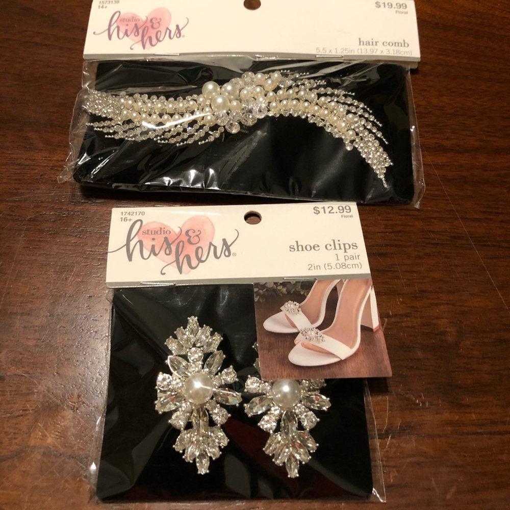 Shoe clips & hair comb